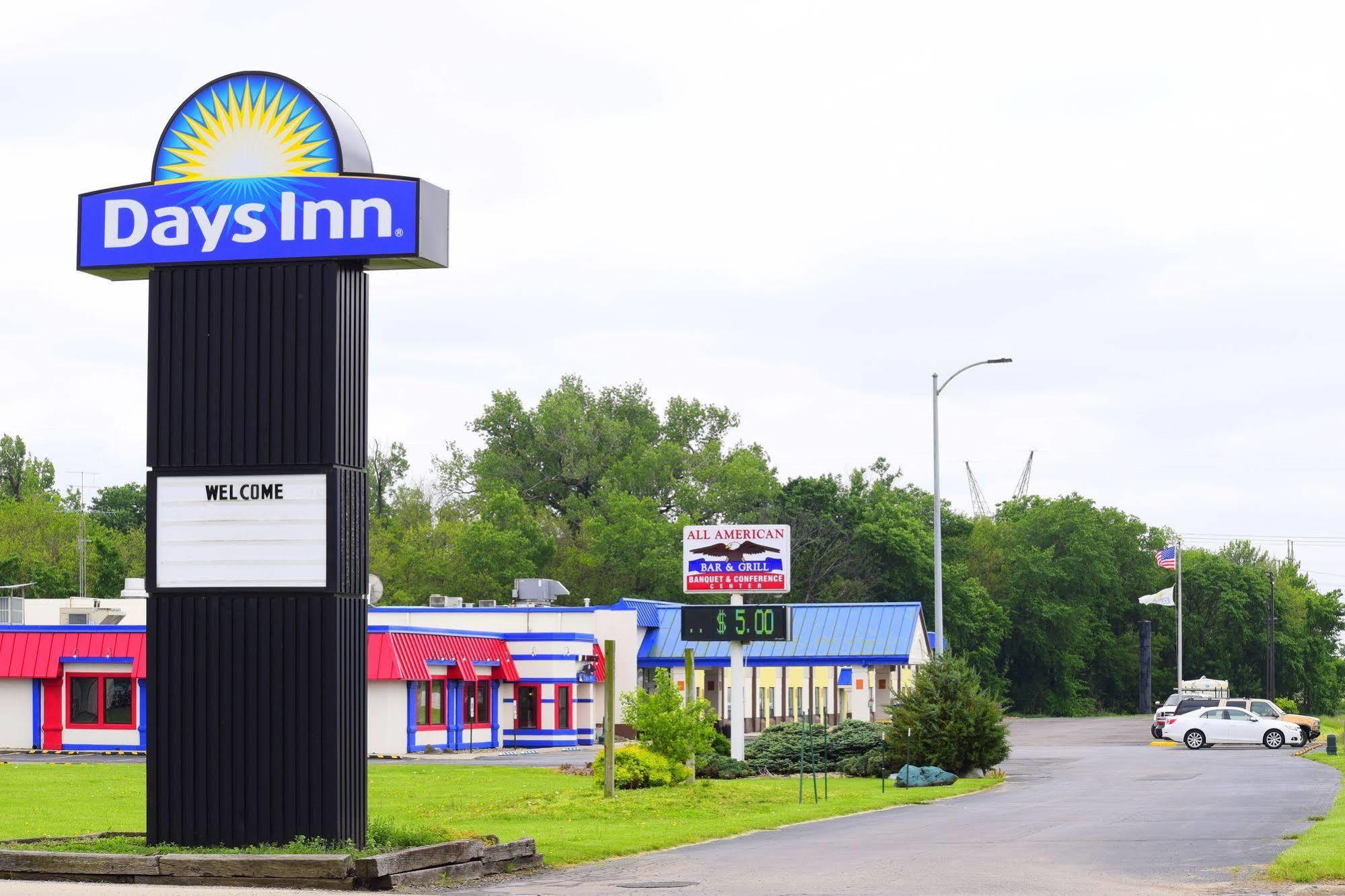 Days Inn By Wyndham Rock Falls Exteriör bild